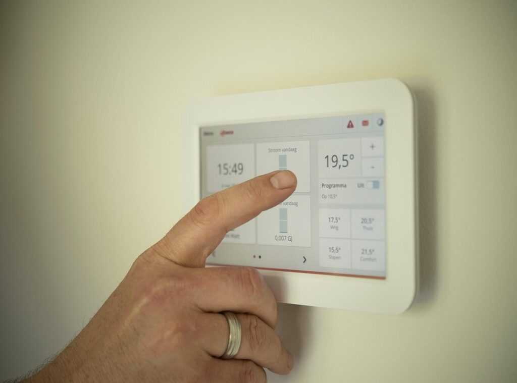 smart home assistants
